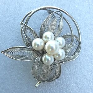 VTG Filigree Sterling Silver & White Cultured Pearls Brooch